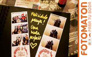 5 razones por las que un fotomatón es imprescindible en tu boda